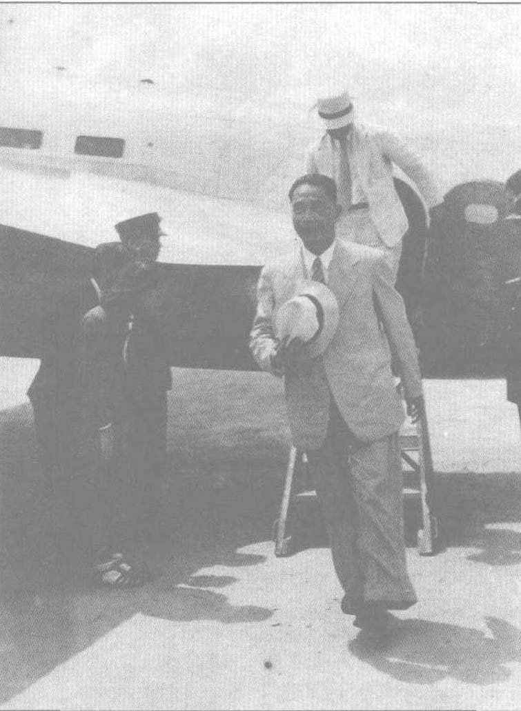 1939年5月31日，汪精卫一行乘日本海军飞机由上海到达日本东京。汪精卫此行的目的在于与日本会谈在南京建立伪政权的计划